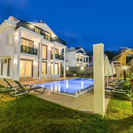 Marsel Evi Oeluedeniz * Fethiye